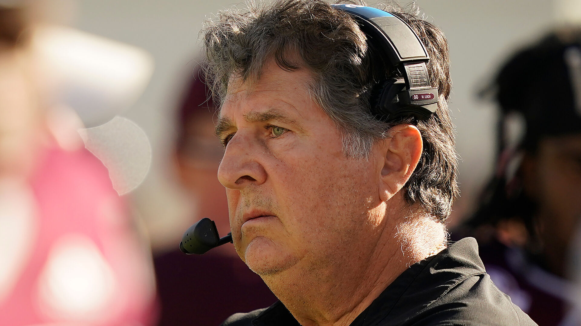 Mississippi State football coach Mike Leach dead at 61